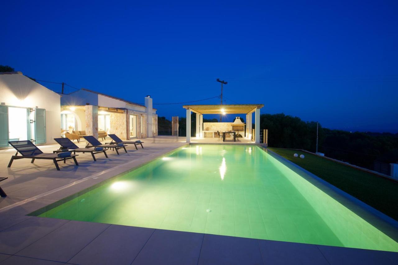 Exclusive Sea View Villa Madelaine Spartia  Exterior photo