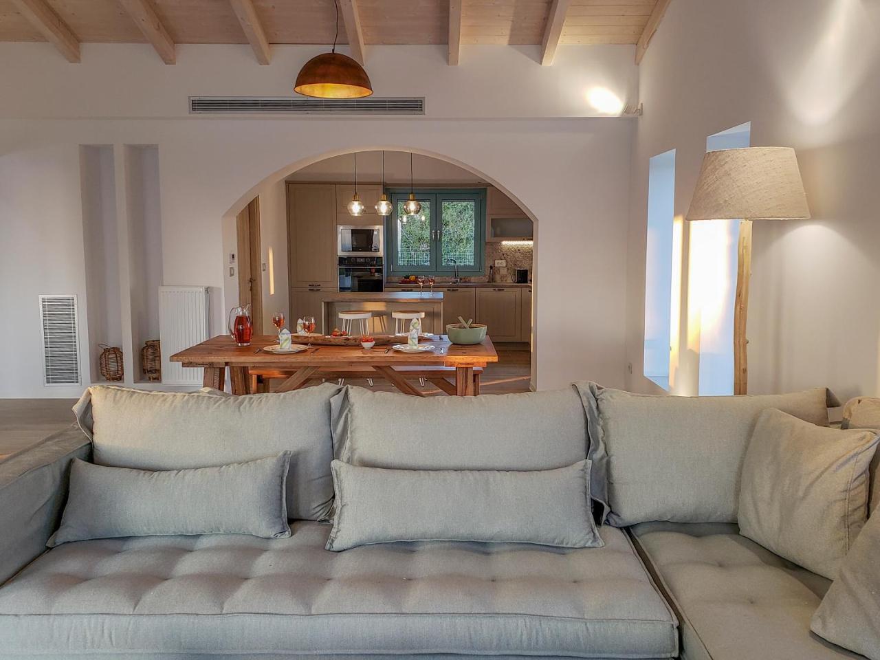Exclusive Sea View Villa Madelaine Spartia  Exterior photo
